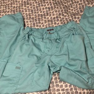 Greys Anatomy Slim Fit Cargo Scrubs